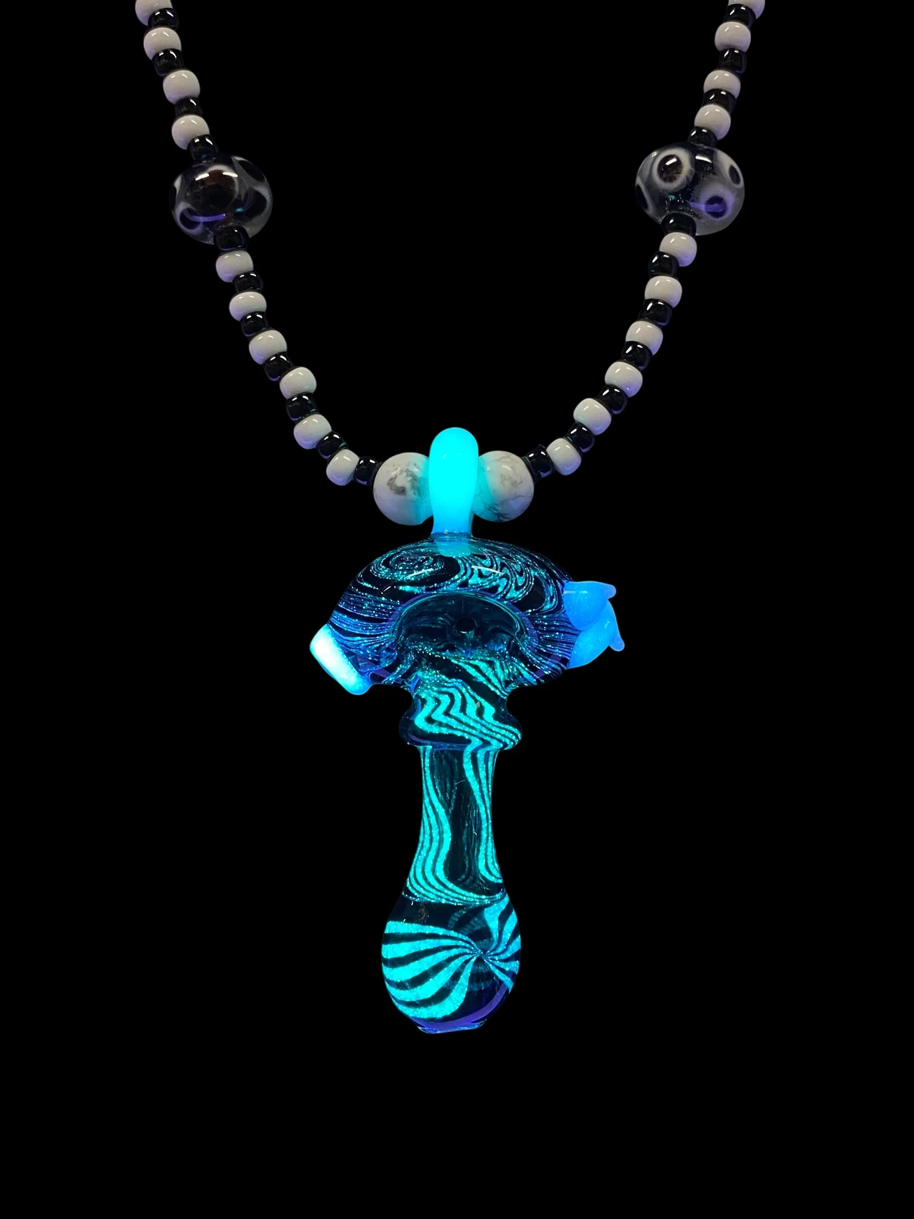 Ken Piper Necklace Hand Pipe - Image 3